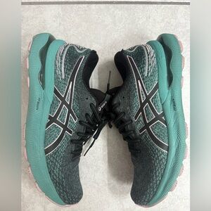 ASICS - Women's Gel-Nimbus 24 Running Shoes, Black/Pink-Teal